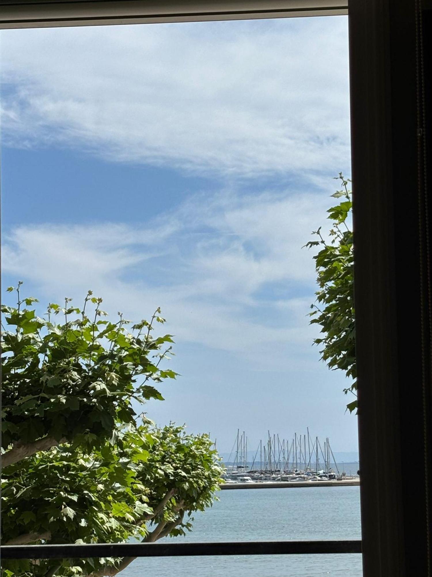 Apartment Primera Linea De Mar Y Playa