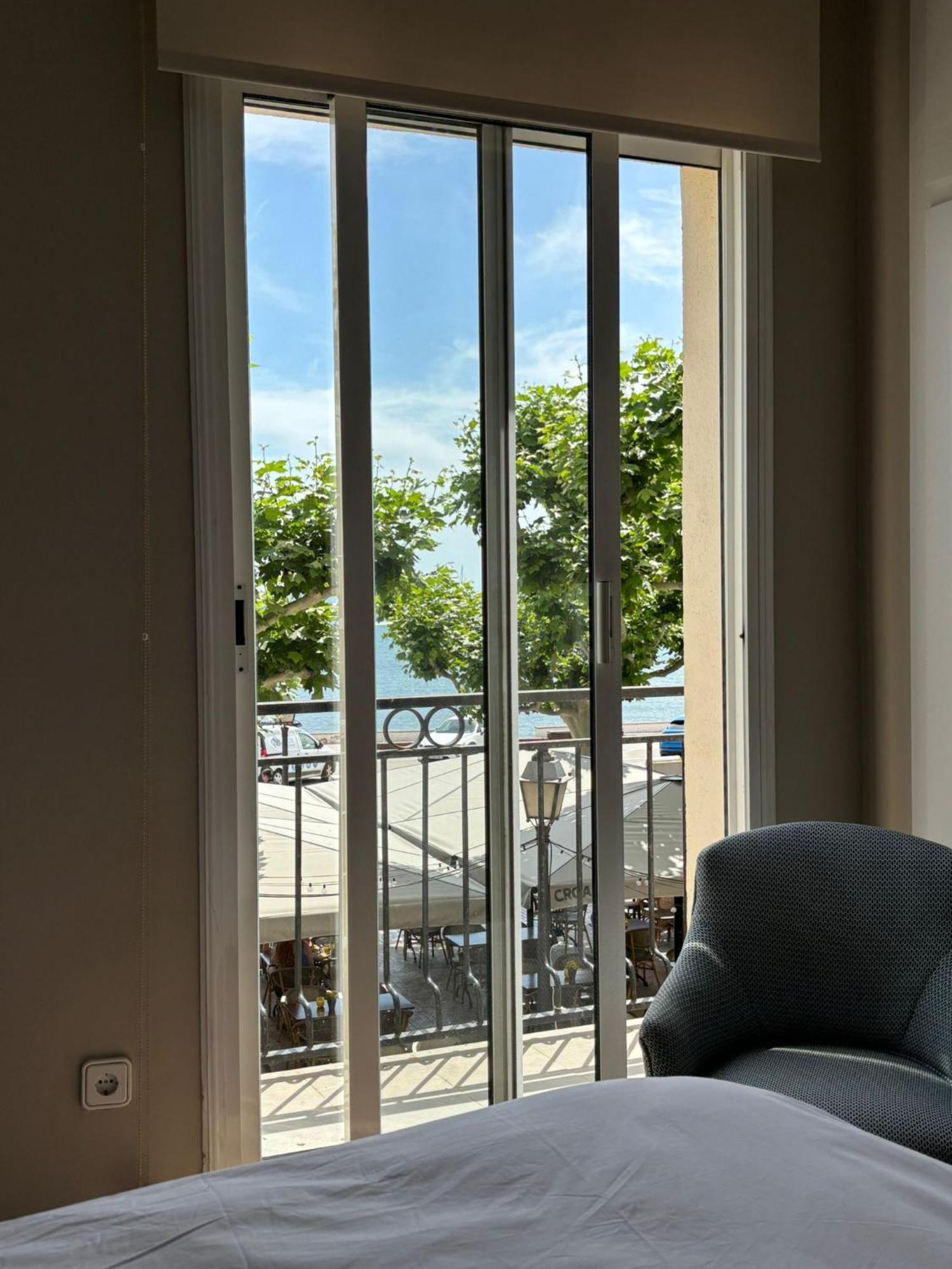 Primera Linea De Mar Y Playa Apartment Roses